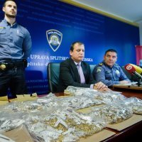 Splitska policija pokazala zaplijenjeno zlato