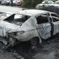 Očevid u Gradišćanskoj ulici u Zagrebu, gdje je zapaljen automobil