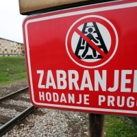 Karlovac: Nepoznata osoba poginula u naletu vlaka