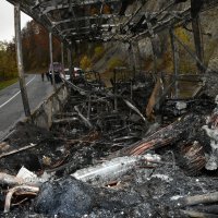 Na vidikovcu Papuk u blizini Požege zapalio se autobus koji je prevozio djecu