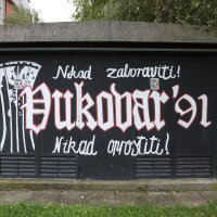 Zagreb - Grafit posvećen Vukovaru u naselju Stenjevec