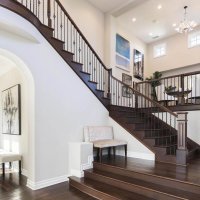 Katie Holmes prodaje kuću u Calabasasu