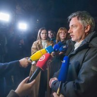 Kandidat Miroslav Škoro u Vukovaru dao izjavu za medije