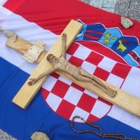 Okupljanje građana u Vukovaru uoči obilježavanja Dana sjećanja na žrtvu Vukovara