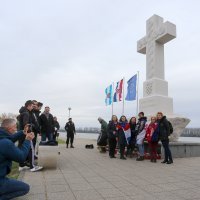 Okupljanje građana u Vukovaru uoči obilježavanja Dana sjećanja na žrtvu Vukovara