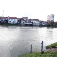 Porastao vodostaj rijeke Kupe u Karlovcu