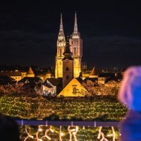 Advent u Klovićevim dvorima