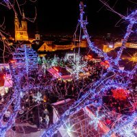 Advent u Klovićevim dvorima