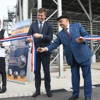 Muharrem Balat, predsjednik Uprave kompanije MB Holding i Tomislav Ćorić, ministar energetike otvaraju elektranu