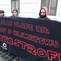 Performans Greenpeacea i Zelene akcije