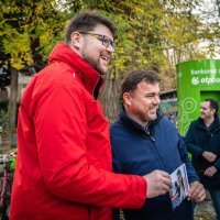Zoran Milanović s pulske tržnice krenuo u prikupljanje potpisa za predsjedničku kandidaturu