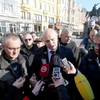 Zagreb: Predsjednički kandidat Mislav Kolakušić dobio podršku Živog zida