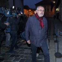 Predstavnici sindikata dolaze u zgradu Vlade na nastavak pregovora