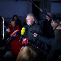 Predstavnici sindikata dolaze u zgradu Vlade na nastavak pregovora