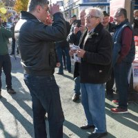 Predsjednički kandidat Zoran Milanović posjetio Viroviticu i družio se s građanima