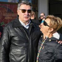 Predsjednički kandidat Zoran Milanović posjetio Viroviticu i družio se s građanima