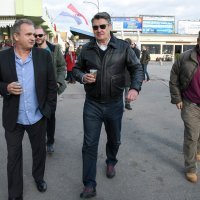 Predsjednički kandidat Zoran Milanović posjetio Viroviticu i družio se s građanima