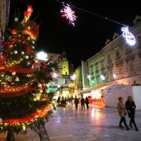Split: Paljenjem prve adventske svijeće započeo Advent u gradu