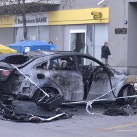 Zapaljen crni Mercedes na zagrebačkom Laništu
