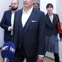 Miroslav Škoro predao potpise DIP-u