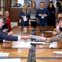 Miroslav Škoro predao potpise DIP-u