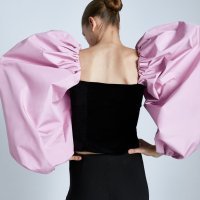 Kombinirani baršunasti top s potpisom Zara