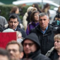 Prosvjed roditelja njegovatelja ispred Ministarstva za demografiju