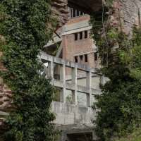 Igor Grubić, Tragovi nestajanja (Dekonstrukcija tvornice), 2006-2019, photo-esej (detalj)