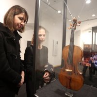 Otvorena izložba 'Violinom iznad granica/Stradivari u Rijeci - Kresnik i Cremona'