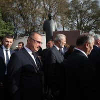 Split: Andrej Plenković položio vijence kod spomenika Franje Tuđmana