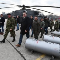 Beograd: Predsjednik Vučić na predstavljanju novih helikoptera Vojske Srbije
