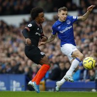 Everton (Lucas Digne) - Chelsea (Willian)