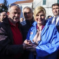 Predsjednica Kolinda Grabar Kitarović u Imotskom se družila s građanima