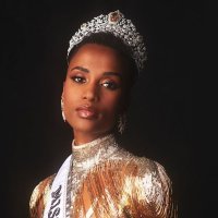Miss Universe 2019. Zozibini Tunzi