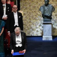 Handkeu uručena Nobelova nagrada