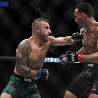 Alexander Volkanovski - Max Holloway