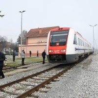 Prvi vlak između Bjelovara i Zagreba novom prugom imao tehnički kvar