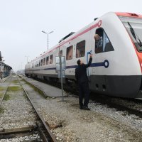 Prvi vlak između Bjelovara i Zagreba novom prugom imao tehnički kvar