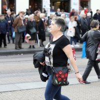 Zbog južine na ulicama Zagreba usred Adventa zavladali kratki rukavi