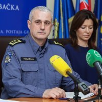 Predstavljeni policajci iz Slovenije i Mađarske koji će pomagati turistima na Adventu u Zagrebu