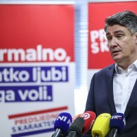 Press konferencija predsjednickog kandidata Zorana Milanovića
