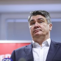 Press konferencija predsjednickog kandidata Zorana Milanovića