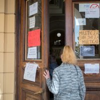 Prosvjed učenika protiv smjene vjeroučitelja Marina Miletića