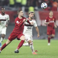 Liverpool (Jordan Henderson) - Flamengo (Giorgian De Arrascaeta)