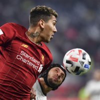 Liverpool (Roberto Firmino) - Flamengo (Rafinha)