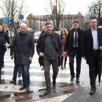 Zagreb: Andrej Plenković na Črnomercu glasovao na predsjedničkim izborima