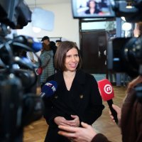 Zagreb: Kandidatkinja za predsjednicu RH Katarina Peović glasovala na izborima