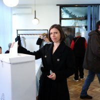 Zagreb: Kandidatkinja za predsjednicu RH Katarina Peović glasovala na izborima