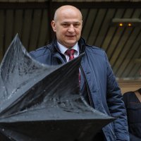 Zagreb: Predsjednički kandidat Mislav Kolakušić glasovao na izborima za predsjednika RH