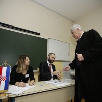 Mostar: Dragan Čović glasovao na izborima za predsjednika RH
